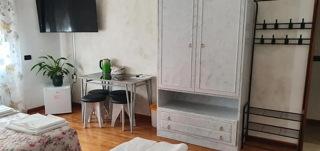 Le Rustiche Foresteria Dello