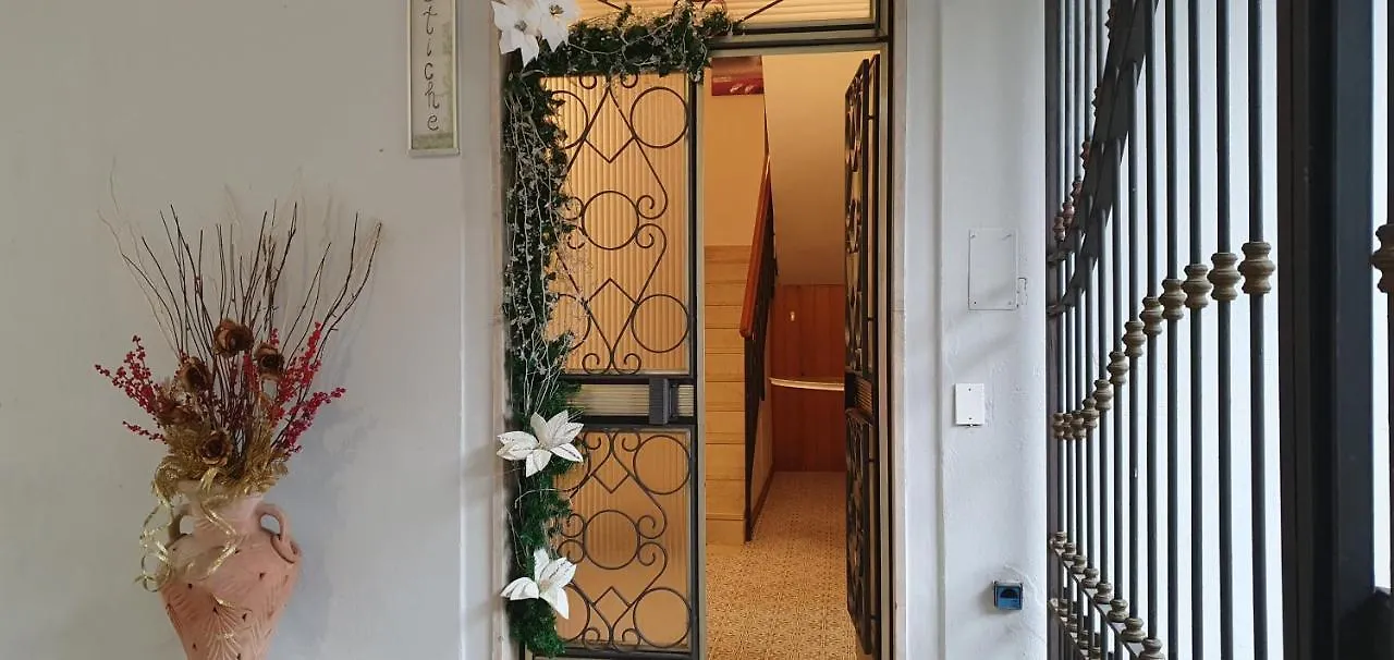 Le Rustiche Foresteria Dello